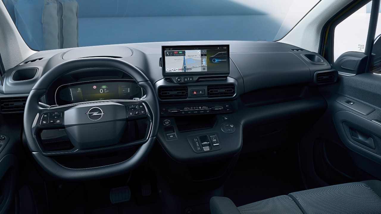 Pogled iznutra na novi Opel Combo Cargo Electric